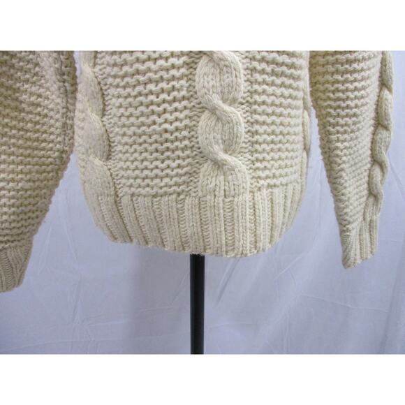 Vintage Regent Row Ivory Cable Knit Sweater Medium to Large - Picture 15 of 16
